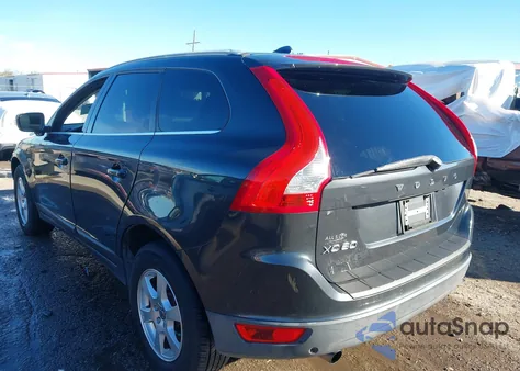 2011 Volvo Xc60 3.2/3.2 R-Design from USA, damaged, VIN YV4952DL5B2165572